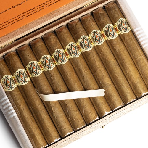 AVO XO Legato Toro Cigar - Box of 20